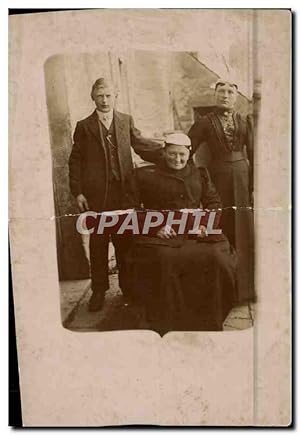 Bild des Verkufers fr CARTE PHOTO Femmes Jeune homme Folklore zum Verkauf von CPAPHIL