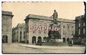 Image du vendeur pour Carte Postale Ancienne Reims Place Royale Et Statue De Louis XV mis en vente par CPAPHIL