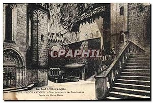 Image du vendeur pour Carte Postale Ancienne Rocamadour Cour Intrieure des Sanctuaires Parvis de Notre Dame mis en vente par CPAPHIL