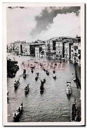 Carte Postale Moderne Venezia Canal Grande Bateaux
