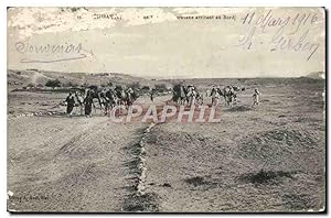 Image du vendeur pour Carte Postale Ancienne Tunisie Chameaux Caravane arrivant au Bordj mis en vente par CPAPHIL