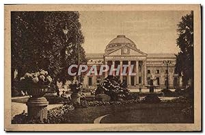 Bild des Verkufers fr Carte Postale Ancienne Wiesbaden Kurhaus mit Blumengarten zum Verkauf von CPAPHIL