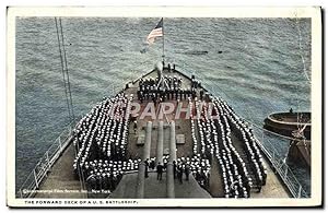 Image du vendeur pour Carte Postale Ancienne The Forward deck of a US battleship mis en vente par CPAPHIL