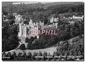 Bild des Verkufers fr Carte Postale Ancienne Arudel Castle From The South East zum Verkauf von CPAPHIL