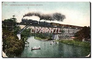 Carte Postale Ancienne Southern Pacific flyer crossing the river Train