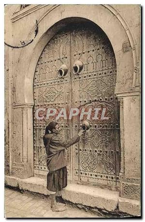 Carte Postale Ancienne Scenes algeriennes Porte d'une maison arabe