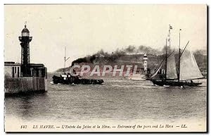 Carte Postale Ancienne Le Havre Entrée des Jetées et la Heve Bateaux