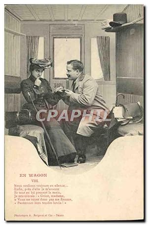 Carte Postale Ancienne Train Locomotive Femme En wagon