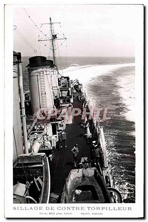 Seller image for Carte Postale Ancienne Bateau Guerre Sillage de contre torpilleur for sale by CPAPHIL