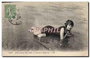 Immagine del venditore per Carte Postale Ancienne Maillots de bains Femme Sourire de baigneuse venduto da CPAPHIL
