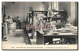 Carte Postale Ancienne Poterie Ceramique Manufacture Nationale de Sevres Trempage et emaillage