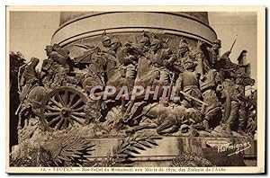 Carte Postale Ancienne Troyes Bas Relief Du Monument Aux Morts De 1870 des enfants de l'Aube