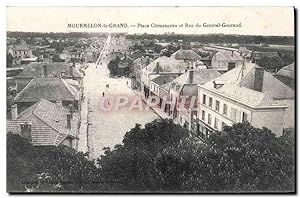 Carte Postale Ancienne Mourmelon le Grand Place Clemenceau et Rue du Général Gouraud
