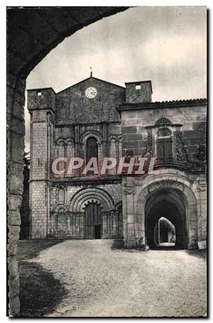 Carte Postale Ancienne Abbaye de Bassac Façade de l'église et entrée de l'abbaye