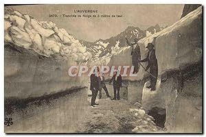 Carte Postale Ancienne Folklore Auvergne Tranchee de neige de 3 metres de haut