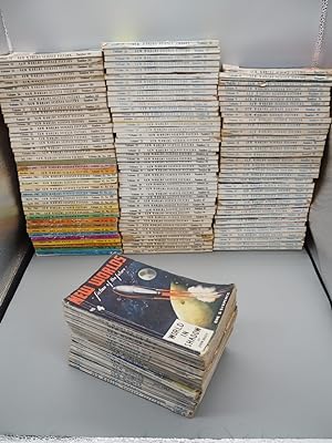 Imagen del vendedor de New Worlds (Fiction of the Future/Science Fiction) 138 issues, 1949-1964, No. 4-141. a la venta por ROBIN SUMMERS BOOKS LTD