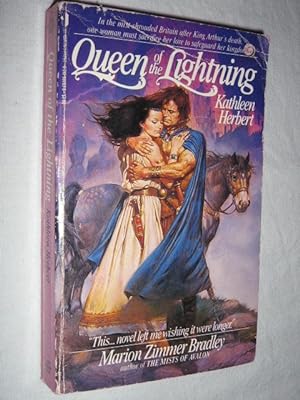 Immagine del venditore per Queen Of The Lightning venduto da Manyhills Books