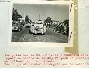 Lot de 6 photographies originales prises sur les lieux d'un accident, à Lacanau en 1963, entre un...