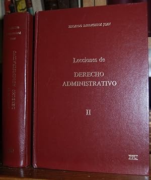 Image du vendeur pour LECCIONES DE DERECHO ADMINISTRATIVO mis en vente par Fbula Libros (Librera Jimnez-Bravo)