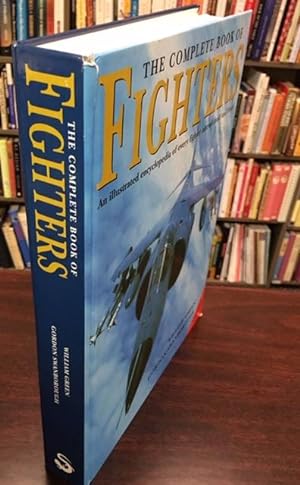 Immagine del venditore per Complete Book of Fighters, The venduto da BookMarx Bookstore