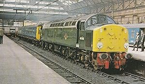 Class 40 No 40 106 Train DMU Cars at Manchester Picadilly Station 1981 Postcard
