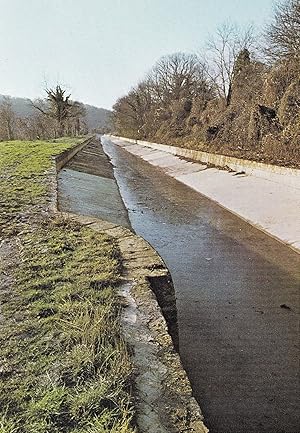 Kennet & Avon Canal Avoncliff December 1978 Boat Wiltshire Postcard
