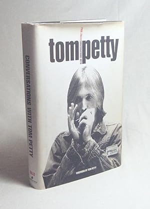 Bild des Verkufers fr Conversations with Tom Petty / Paul Zollo, Tom Petty zum Verkauf von Versandantiquariat Buchegger