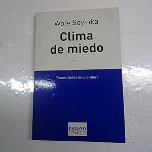 Imagen del vendedor de CLIMA DE MIEDO. a la venta por Librera J. Cintas