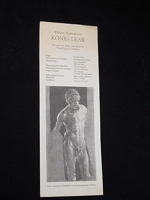 Seller image for Programmzettel Deutsches Theater Berlin 1975/76. KNIG LEAR von Shakespeare. Insz.: Friedo Solter, Bhnenbild/ Kostme: Eberhard Keienburg. Mit Fred Dren (Knig Lear), Peter Bause, Peter Borgelt, Reimar Joh. Baur, Dietrich Krner, Margit Bendokat, Gudrun Ritter, Jutta Wachowiak, Gabriele Heinz, Alexander Lang for sale by Fast alles Theater! Antiquariat fr die darstellenden Knste