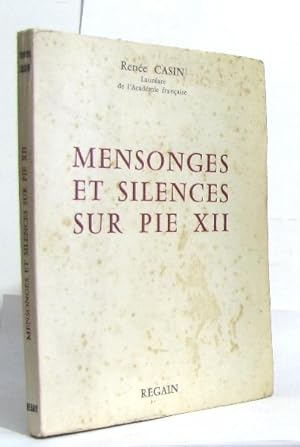 Seller image for Mensonges et silences sur pie XII for sale by crealivres