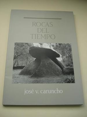 Seller image for Rocas del tiempo (Fotografas en B/N). Catlogo Exposicin, A Corua, 1994 for sale by GALLAECIA LIBROS