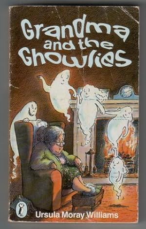 Image du vendeur pour Grandma and the Ghowlies mis en vente par The Children's Bookshop