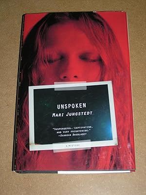 Imagen del vendedor de Unspoken a la venta por Neo Books