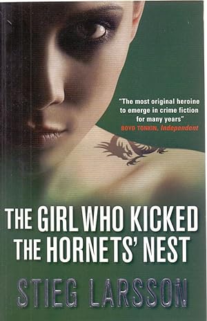 Bild des Verkufers fr THE GIRL WHO KICKED THE HORNETS, NEST zum Verkauf von Libreria 7 Soles