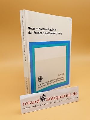 Imagen del vendedor de Nutzen-Kosten-Analyse der Salmonellosebekmpfung / Walter Krug ; Norbert Rehm. [Hrsg.: Der Bundesminister fr Jugend, Familie u. Gesundheit, Bonn] / Schriftenreihe des Bundesministers fr Jugend, Familie und Gesundheit ; Bd. 131 a la venta por Roland Antiquariat UG haftungsbeschrnkt