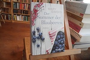 Seller image for Der Sommer der Blaubeeren. Roman. for sale by Antiquariat Floeder