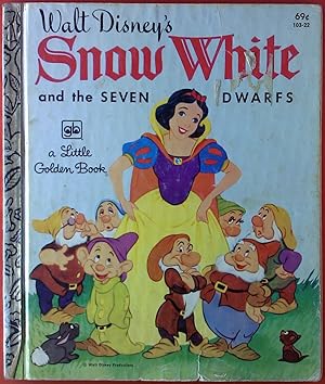 Bild des Verkufers fr Walt Disneys Snow White and the seven Dwarfs. A little golden Book. zum Verkauf von biblion2