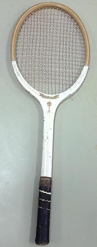 Antigua raqueta de madera