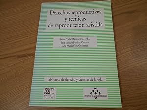 Seller image for Derechos reproductivos y tcnicas de reproduccin asistida. for sale by Librera Camino Bulnes