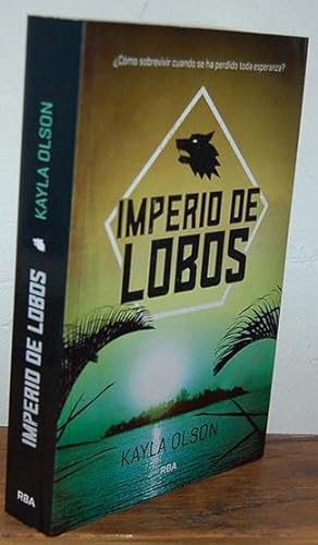 Seller image for IMPERIO DE LOBOS for sale by EL RINCN ESCRITO