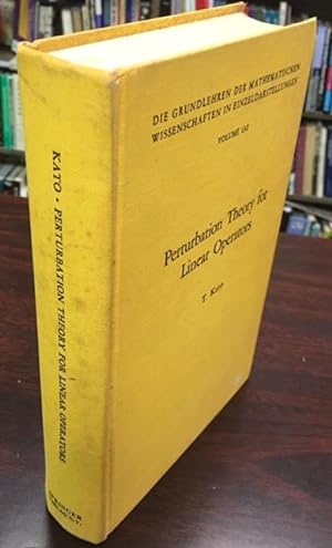 Immagine del venditore per Perturbation Theory for Linear Operators (The Basic Teachings of the Mathematical Sciences - Volume 132) venduto da BookMarx Bookstore