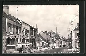 Carte postale La Bazoche-Gouet, L`hotel de l`Etoile, Rue Jean Moulin