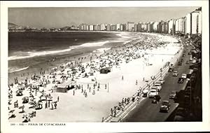 Bild des Verkufers fr Ansichtskarte / Postkarte Rio de Janeiro Brasilien, Praia de Copacabana zum Verkauf von akpool GmbH