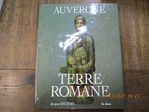 Seller image for Auvergne terre romane. for sale by LE MUSEE DU LIVRE