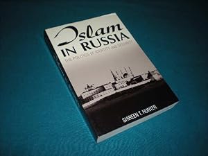 Imagen del vendedor de ISLAM IN RUSSIA - The Politics of Identity and Security a la venta por Reiner Books