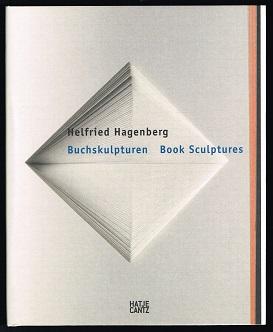Buchskulpturen / Book sculptures. -