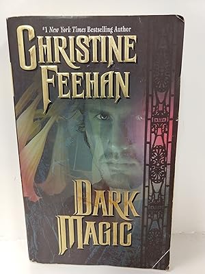Imagen del vendedor de Dark Magic (Carpathian Novels) a la venta por Fleur Fine Books
