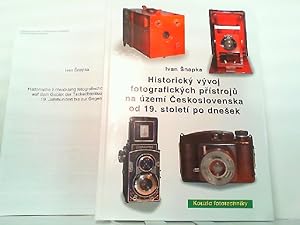 Historický vývoj fotografických prístroju na území Ceskoslovenska od 19. století po dneek. (Hist...