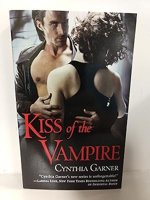 Seller image for Kiss of the Vampire (Warriors of the Rift) for sale by Fleur Fine Books