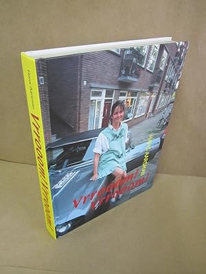 Imagen del vendedor de Vroom! Vroom! a la venta por Atlantic Bookshop